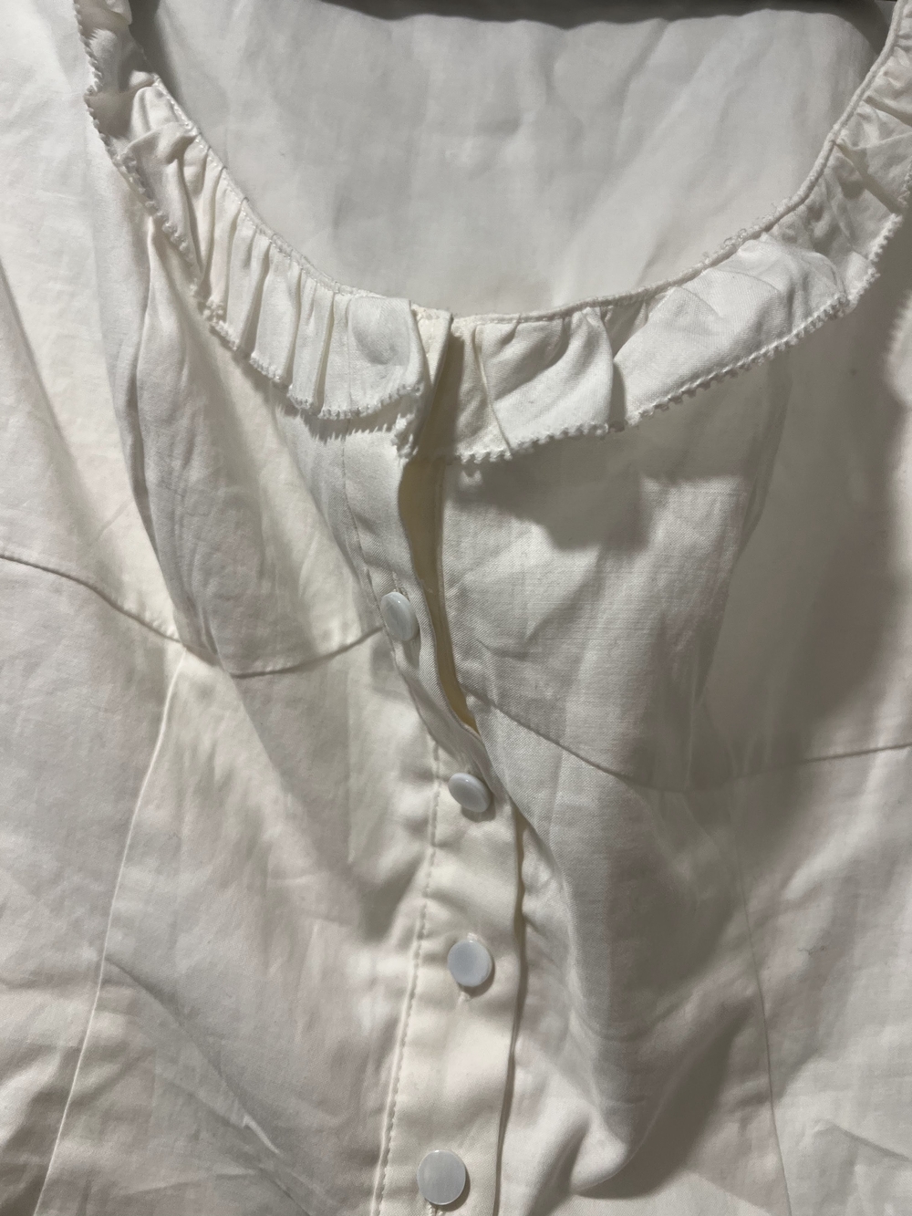 Reformation White Ruffle Scoop Button-Front Set Size 4 - Picture 4 of 9